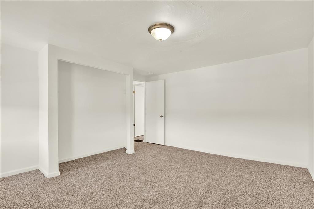 20 Oak Street Russellton, PA 15076 - Photo 12 of 31 a view of an empty room