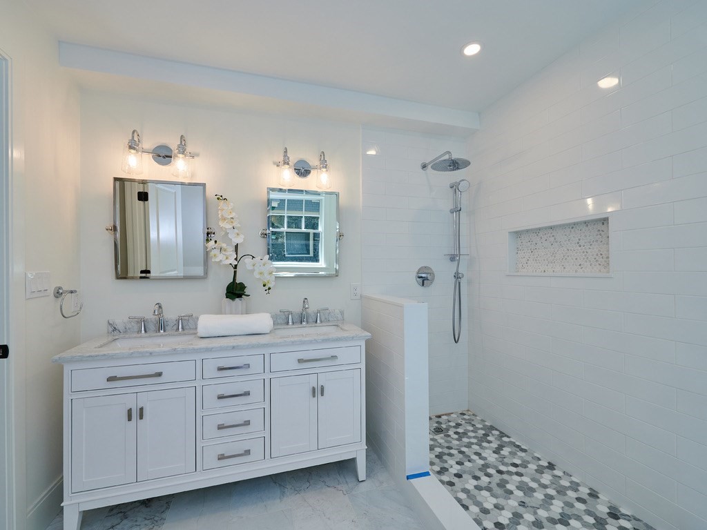 24 Selkirk Road, Unit 3 Boston, MA 02135 - Photo 14 of 30
