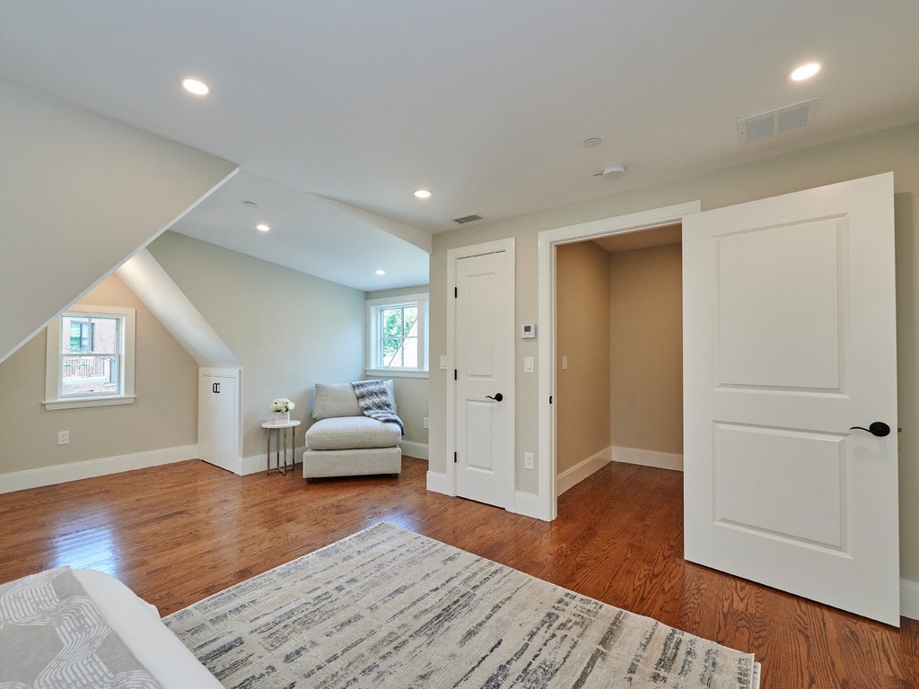 24 Selkirk Road, Unit 3 Boston, MA 02135 - Photo 20 of 30