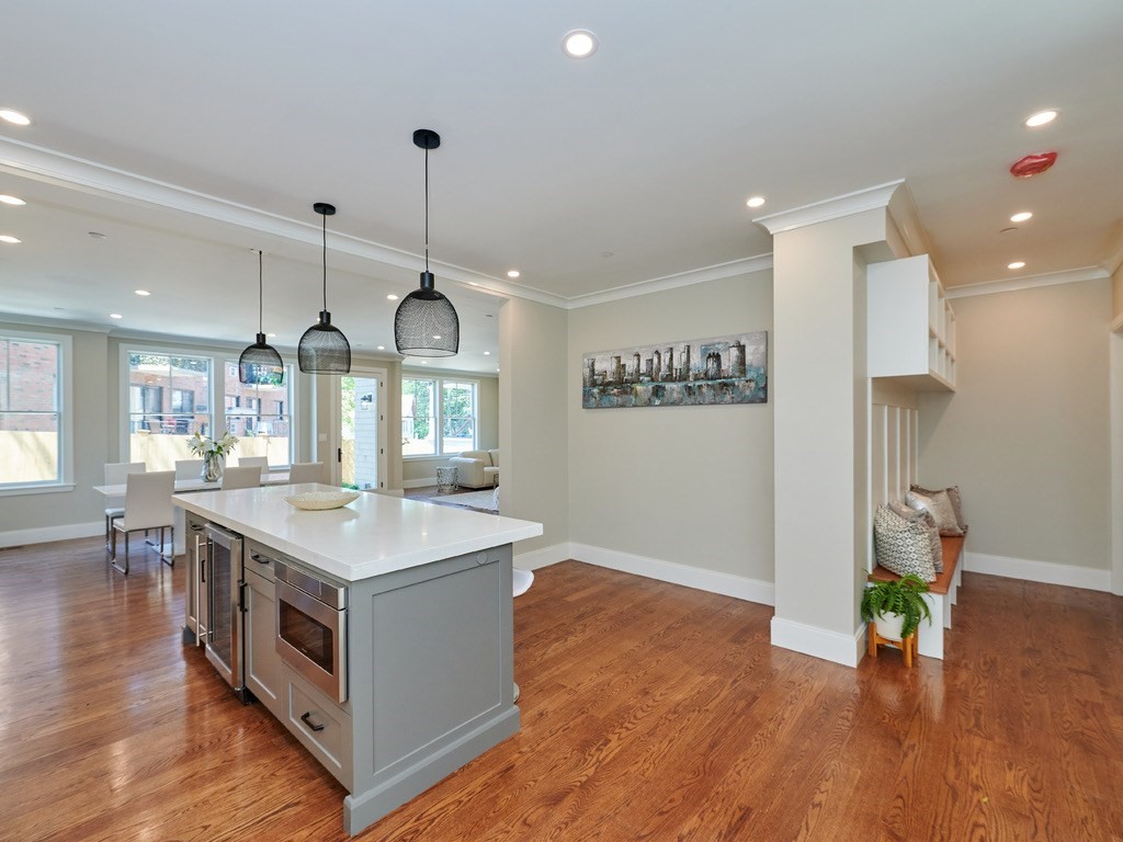 24 Selkirk Road, Unit 3 Boston, MA 02135 - Photo 4 of 30