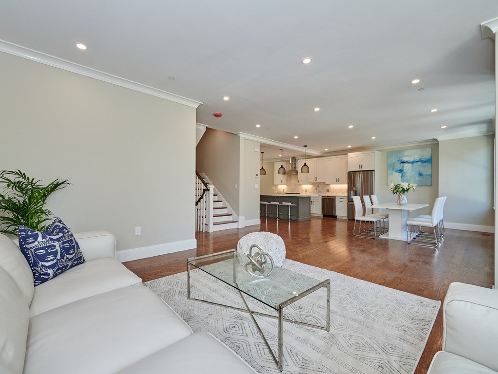 24 Selkirk Road, Unit 3 Boston, MA 02135 - Photo 9 of 30