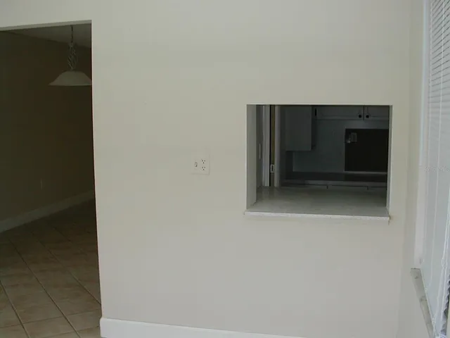 $2,295 | 3112 Chase Circle, Sarasota, FL 34231