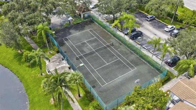 $345,000 | 2640 South University Drive, Unit 129, Davie, FL 33328