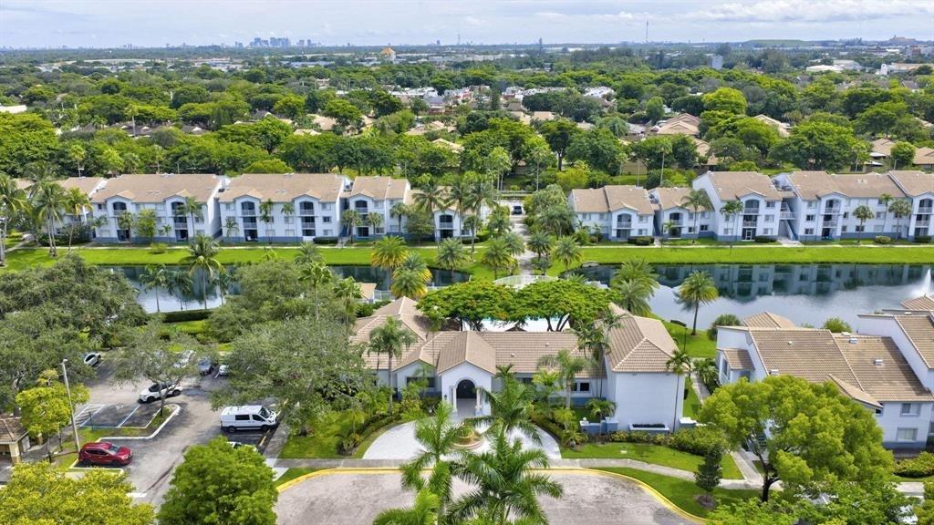 2640 South University Drive, Unit 129 Davie, FL 33328 - Photo 2 of 15 an aerial view of a house with a garden