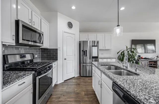 $2,550 | 4403 Salerno Gulf Way, Katy, TX 77449