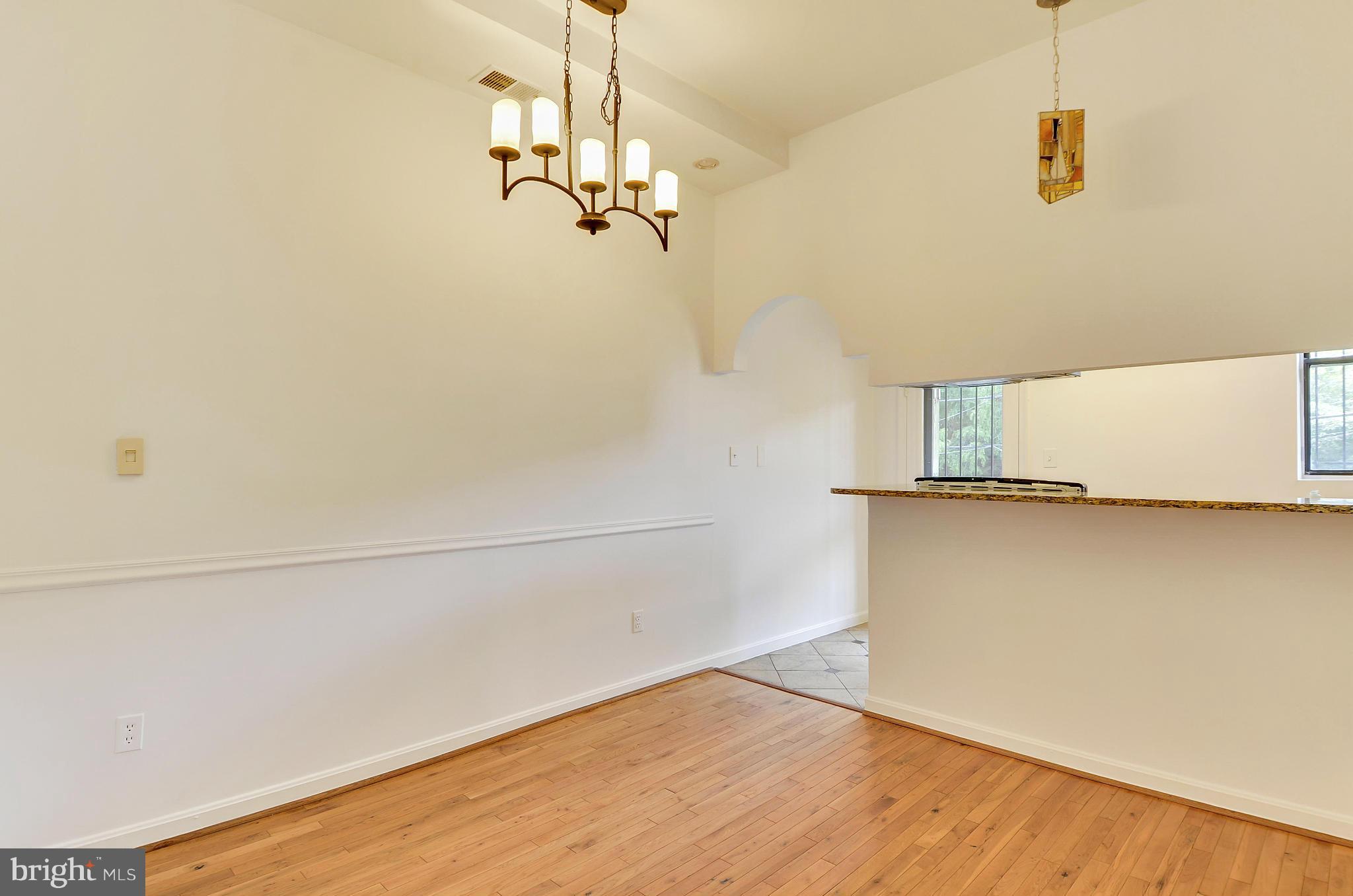 1932 Calvert Street Northwest, Unit 2 Washington, DC 20009 - Photo 3 of 10 Dining Room
