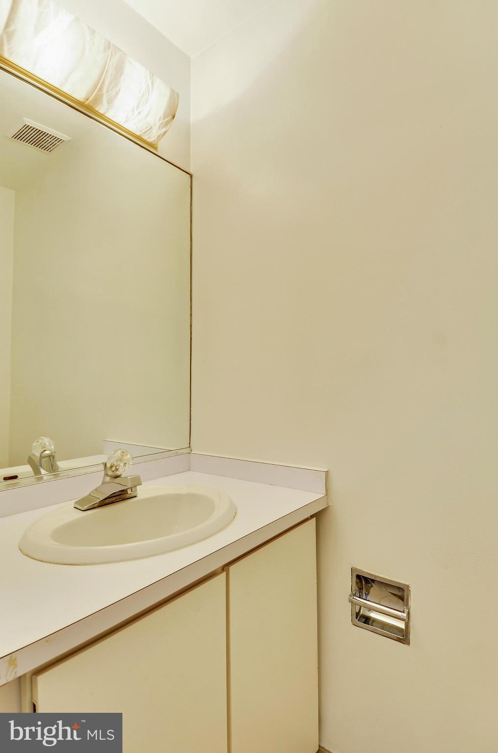 1932 Calvert Street Northwest, Unit 2 Washington, DC 20009 - Photo 6 of 10 Interior (General)