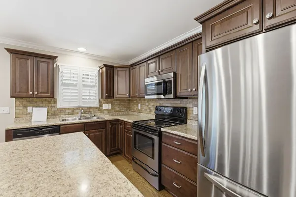 $1,948 | 3342 Berryside Drive, Murfreesboro, TN 37128