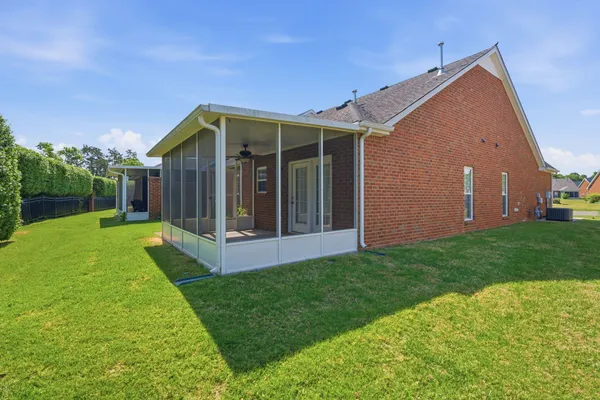 $1,948 | 3342 Berryside Drive, Murfreesboro, TN 37128