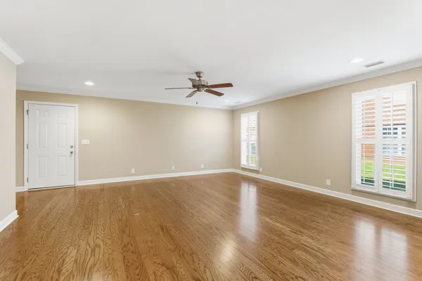 $1,948 | 3342 Berryside Drive, Murfreesboro, TN 37128