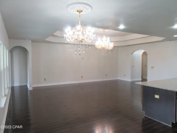 $2,850 | 105 North Shoreview Dr., Panama City, FL 32404