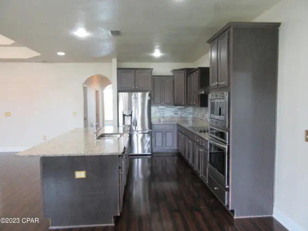 $2,850 | 105 North Shoreview Dr., Panama City, FL 32404