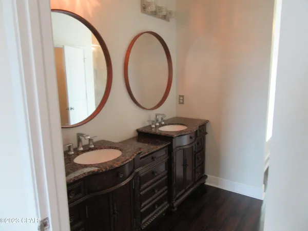 $2,850 | 105 North Shoreview Dr., Panama City, FL 32404