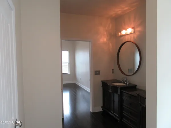 $2,850 | 105 North Shoreview Dr., Panama City, FL 32404