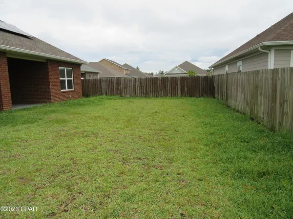 $2,850 | 105 North Shoreview Dr., Panama City, FL 32404