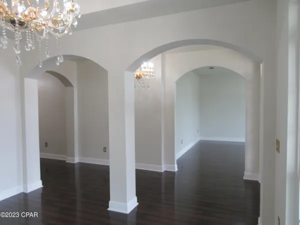 $2,850 | 105 North Shoreview Dr., Panama City, FL 32404