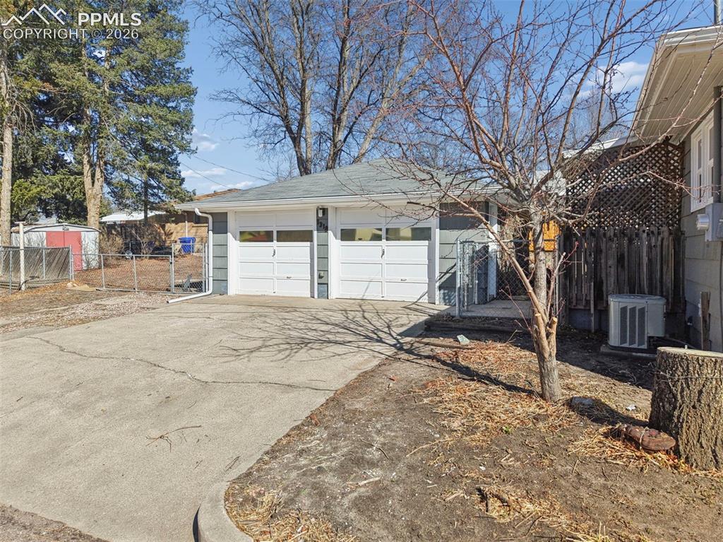 1318 East San Rafael Street Colorado Springs, CO 80909 - Photo 31 of 44