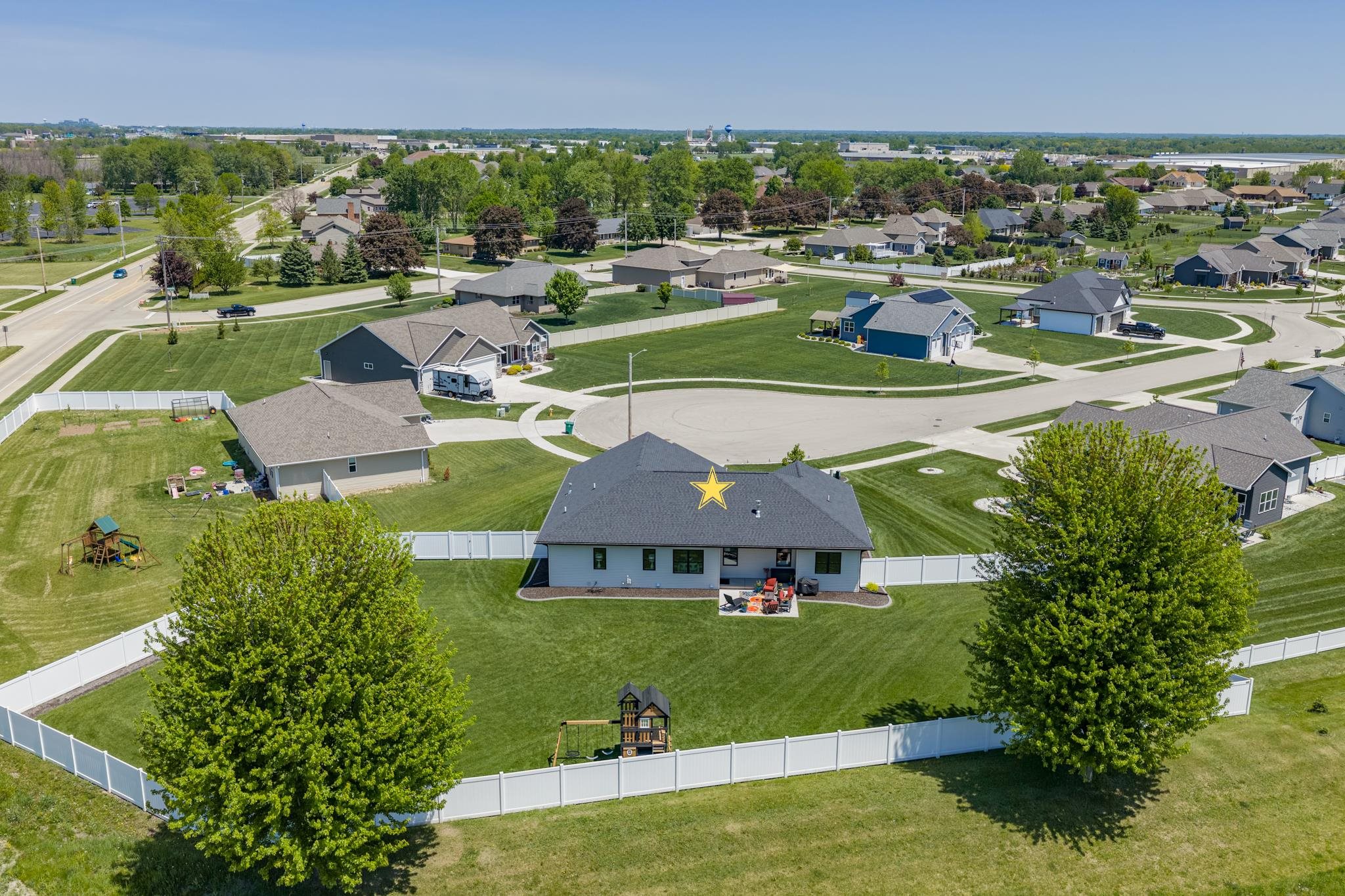 2217 Fox Point Court De Pere, WI 54115 - Photo 51 of 57