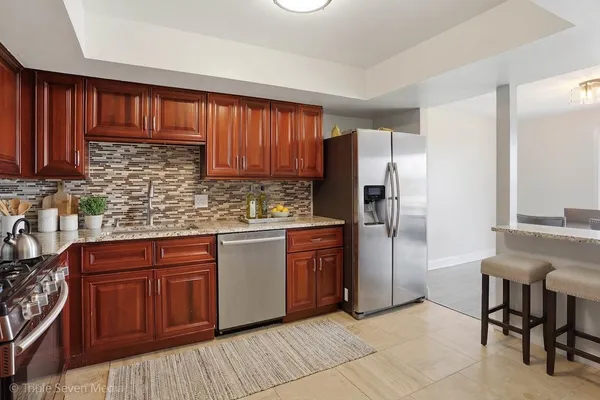 $239,900 | 15700 Brassie Court, Unit 2S, Orland Park, IL 60462