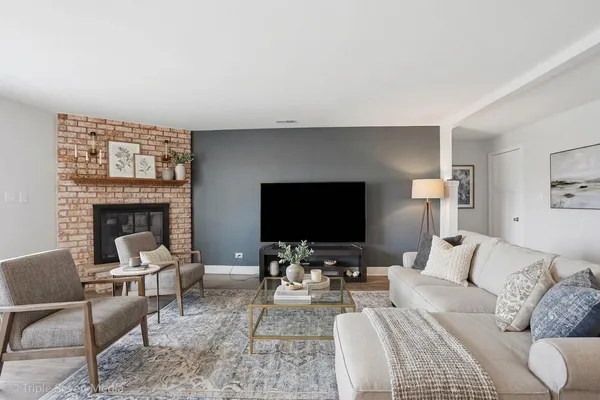 $239,900 | 15700 Brassie Court, Unit 2S, Orland Park, IL 60462