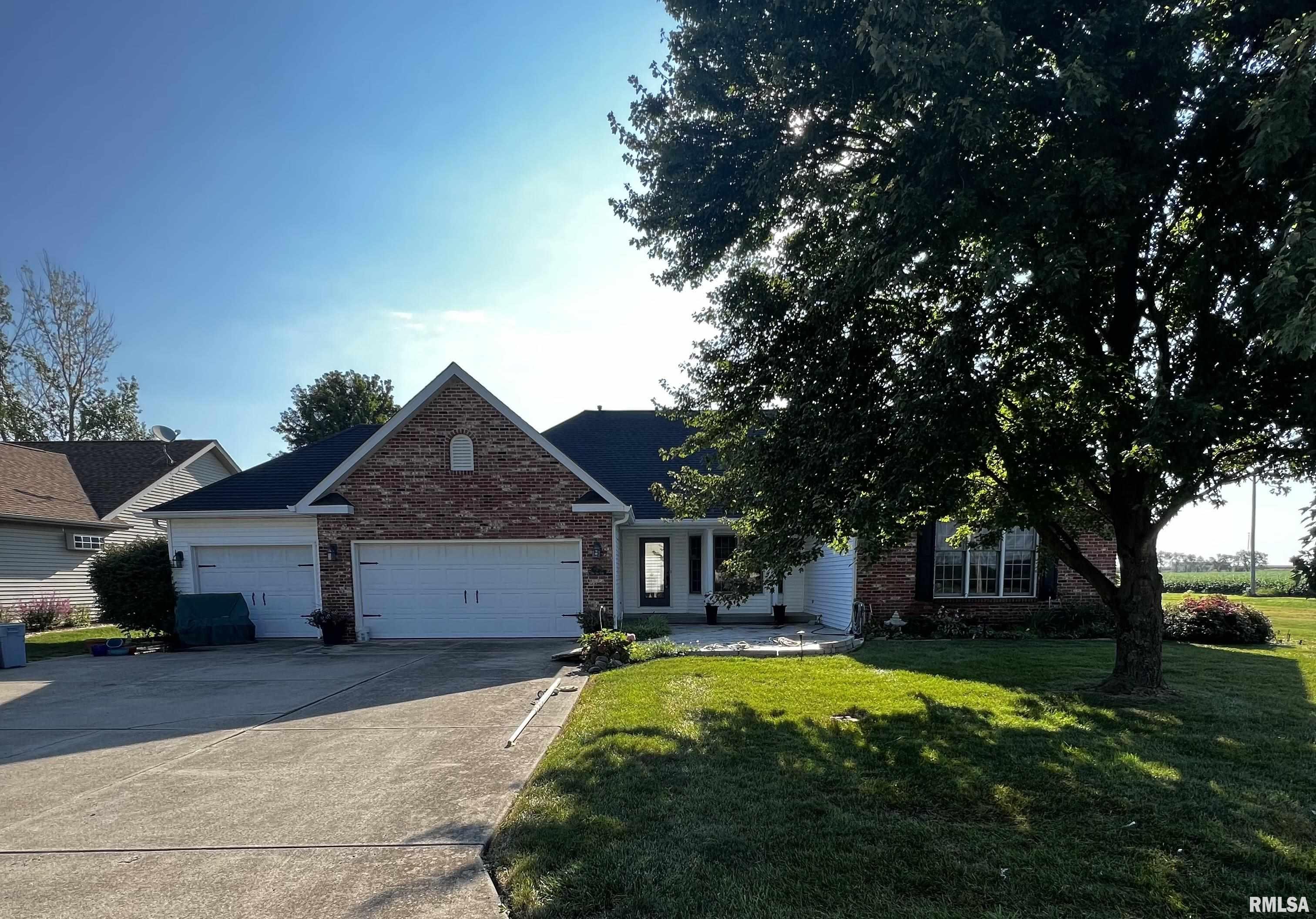 2 Corn Silk Road Divernon, IL 62530 - Photo 1 of 47