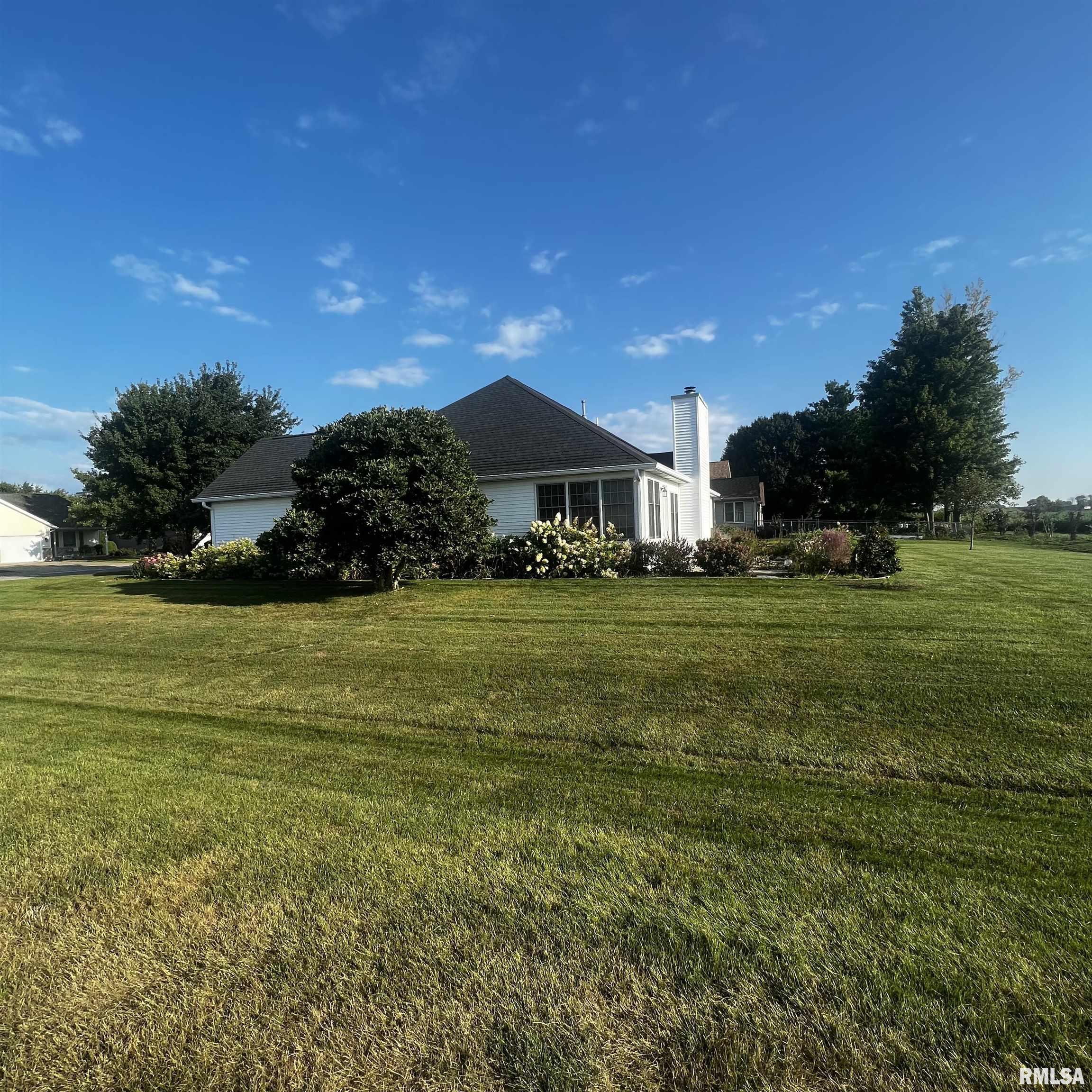 2 Corn Silk Road Divernon, IL 62530 - Photo 6 of 47