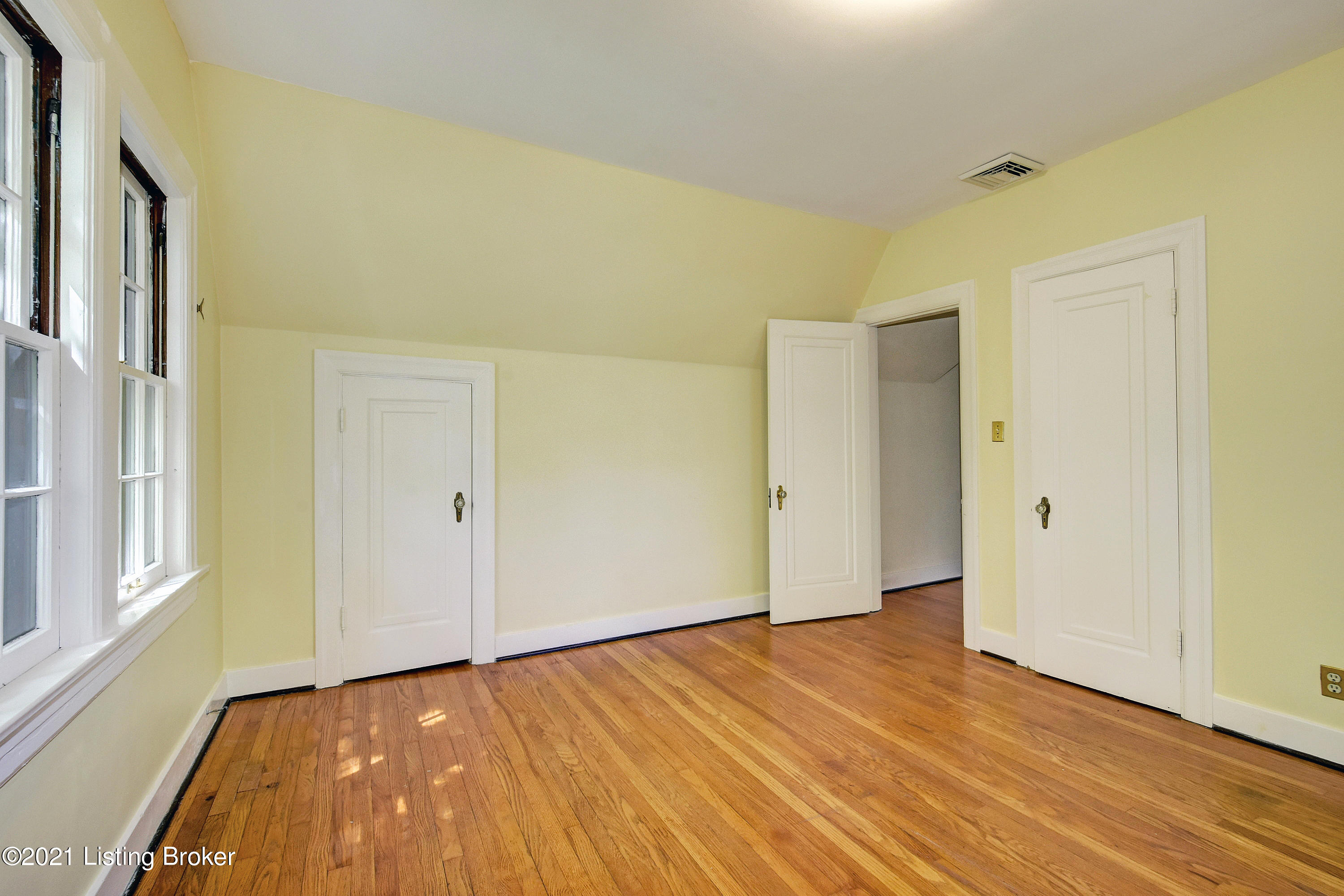 601 Emery Road Louisville, KY 40206 - Photo 27 of 37 _DSC6746_8_9