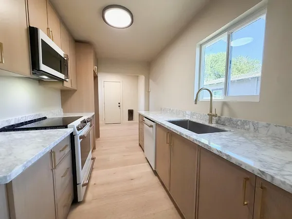 $399,999 | 312 C Street, Waterford, CA 95386