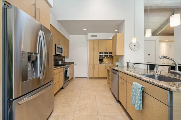 $7,000 | 521 Desert W Drive, Rancho Mirage, CA 92270