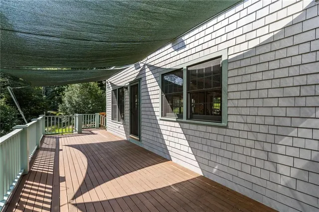 $870,000 | 184 Field Stone Lane, Tiverton, RI 02878