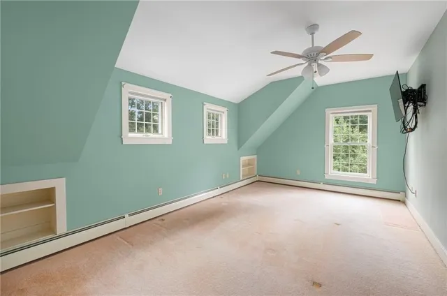 $870,000 | 184 Field Stone Lane, Tiverton, RI 02878