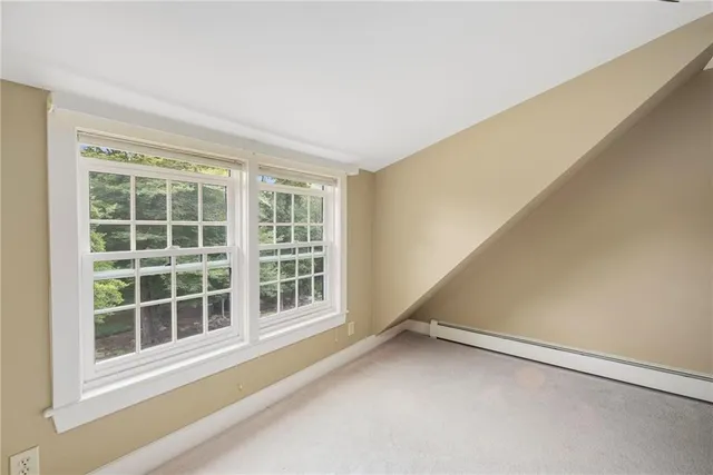 $870,000 | 184 Field Stone Lane, Tiverton, RI 02878