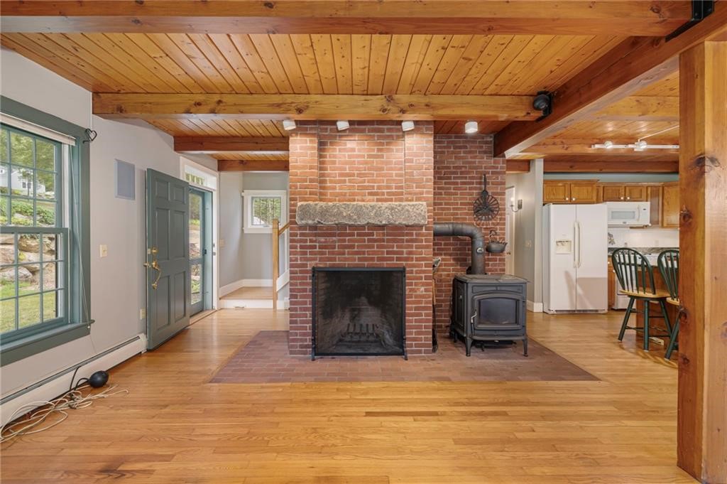 184 Field Stone Lane Tiverton, RI 02878 - Photo 9 of 40