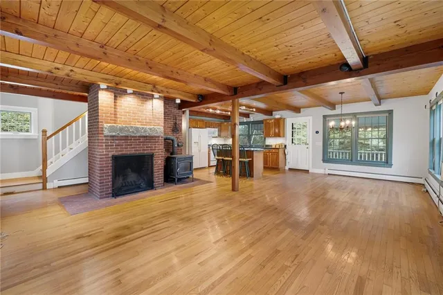 $870,000 | 184 Field Stone Lane, Tiverton, RI 02878