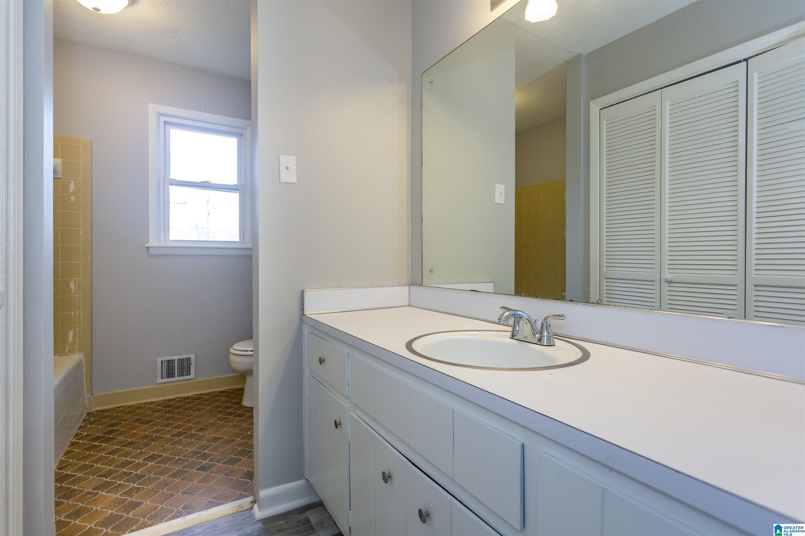 2121 Brewster Road Birmingham, AL 35235 - Photo 18 of 35