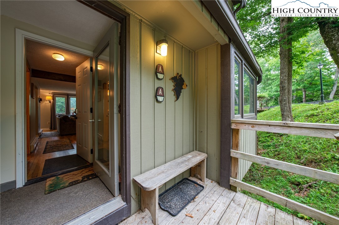 149 Slope View Road, Unit A3 Sugar Mountain, NC 28604 - Photo 5 of 36 Gallery Image 5