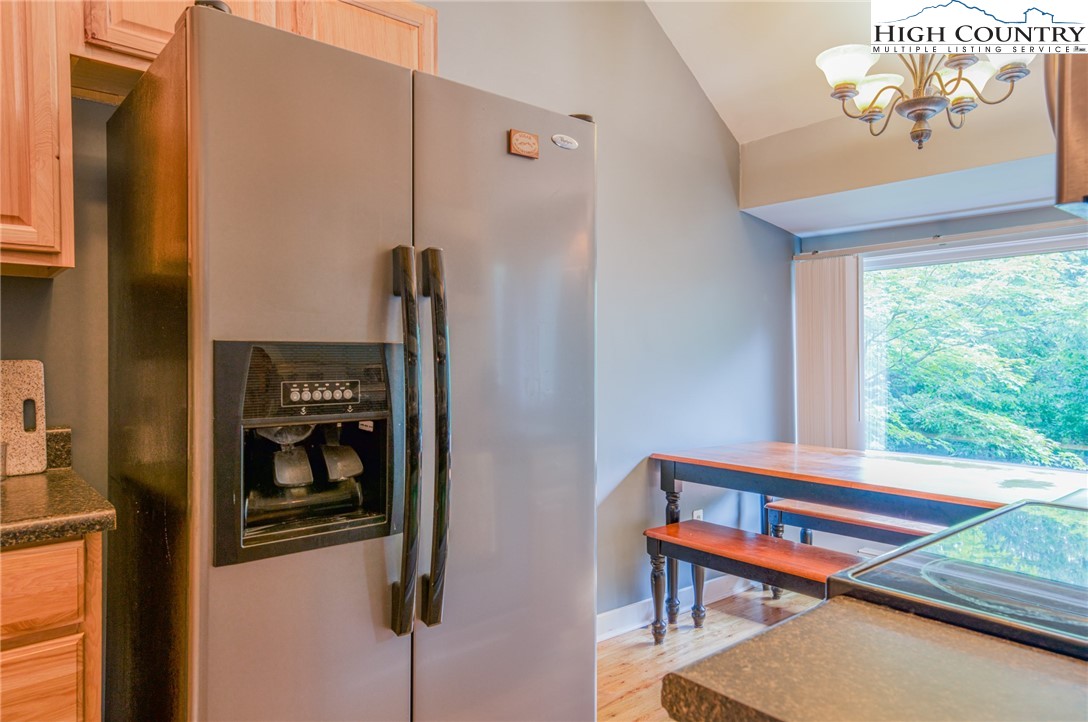 149 Slope View Road, Unit A3 Sugar Mountain, NC 28604 - Photo 7 of 36 Gallery Image 7