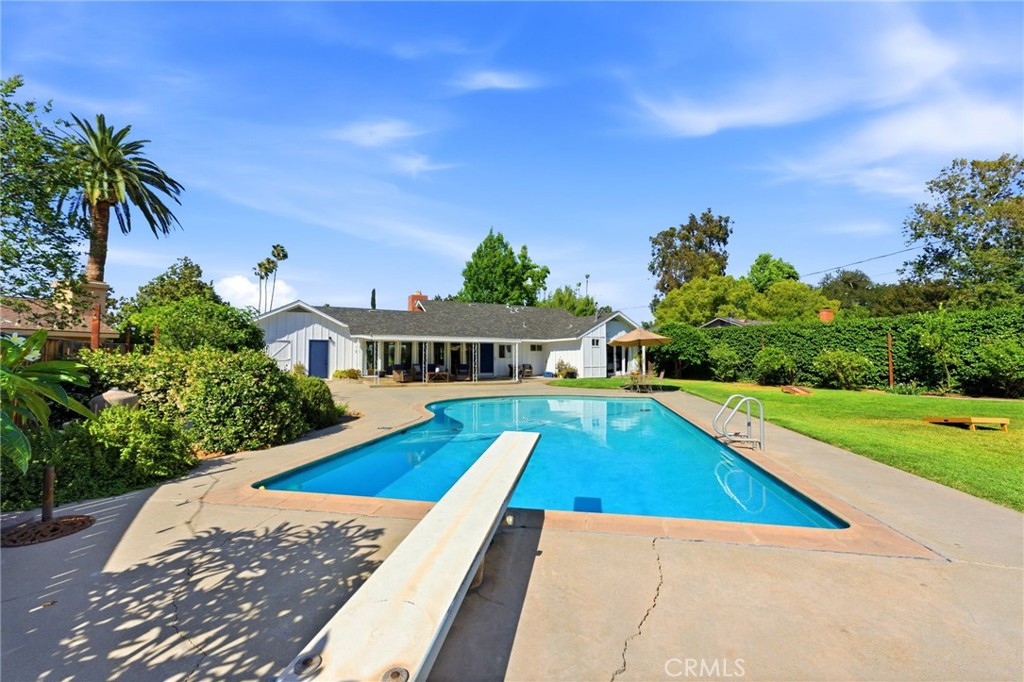 4374 Ramona Drive Riverside, CA 92506 - Photo 37 of 54