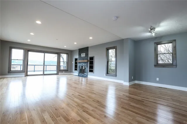 $3,900 | 1370 Bay Shore Boulevard, Irondequoit, NY 14609