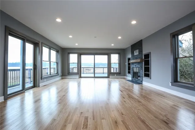 $3,900 | 1370 Bay Shore Boulevard, Irondequoit, NY 14609