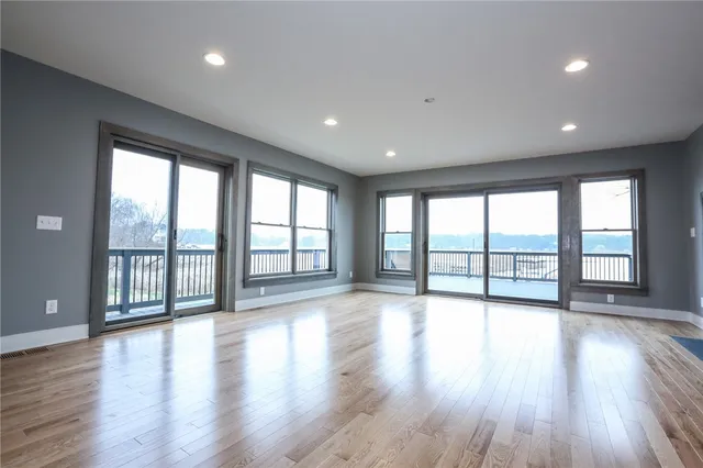 $3,900 | 1370 Bay Shore Boulevard, Irondequoit, NY 14609