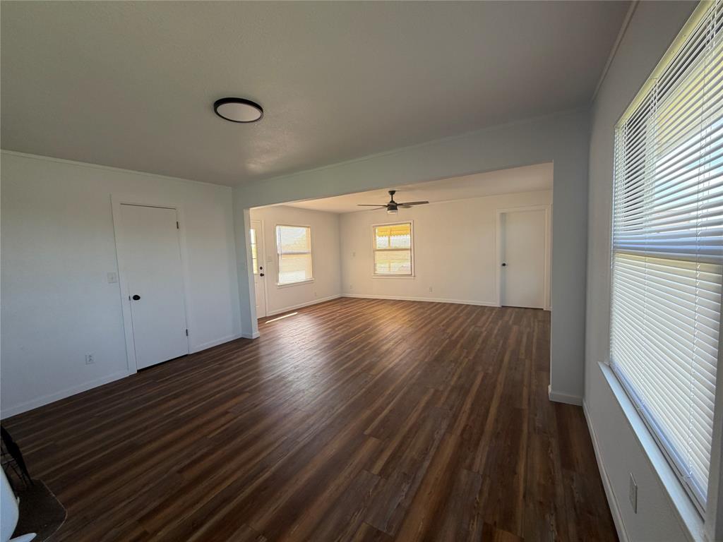 1346 Polk Road Bowie, TX 76230 - Photo 14 of 37