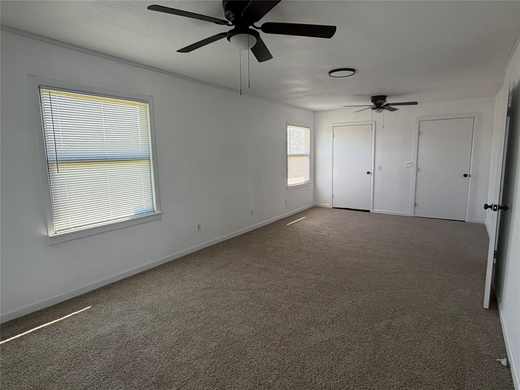 1346 Polk Road Bowie, TX 76230 - Photo 19 of 37