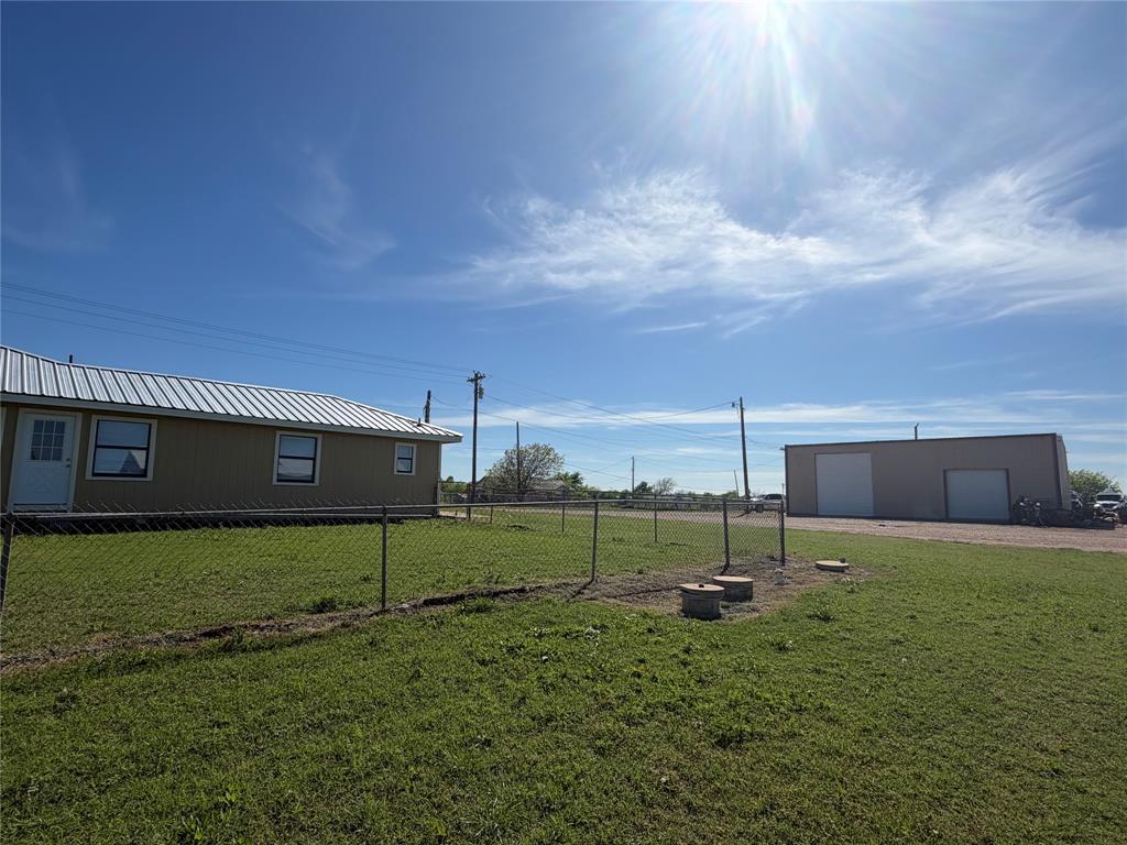 1346 Polk Road Bowie, TX 76230 - Photo 26 of 37