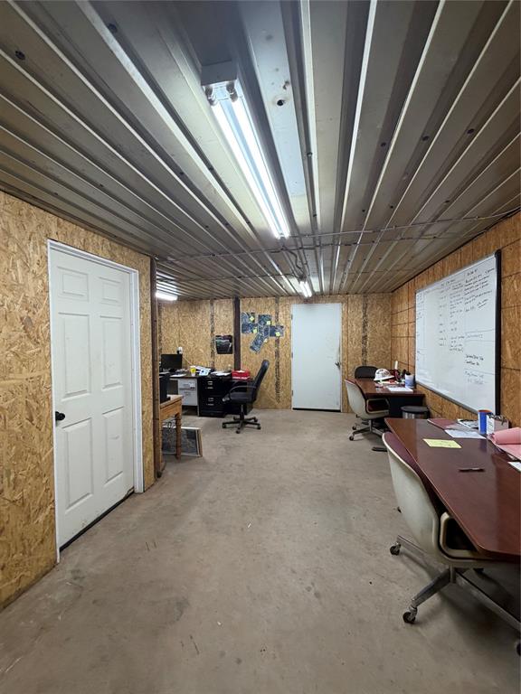 1346 Polk Road Bowie, TX 76230 - Photo 31 of 37