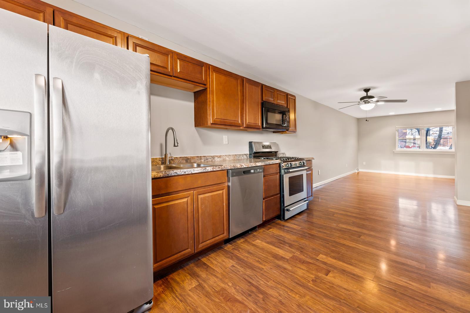 3355 Fairdale Road Philadelphia, PA 19154 - Photo 12 of 48