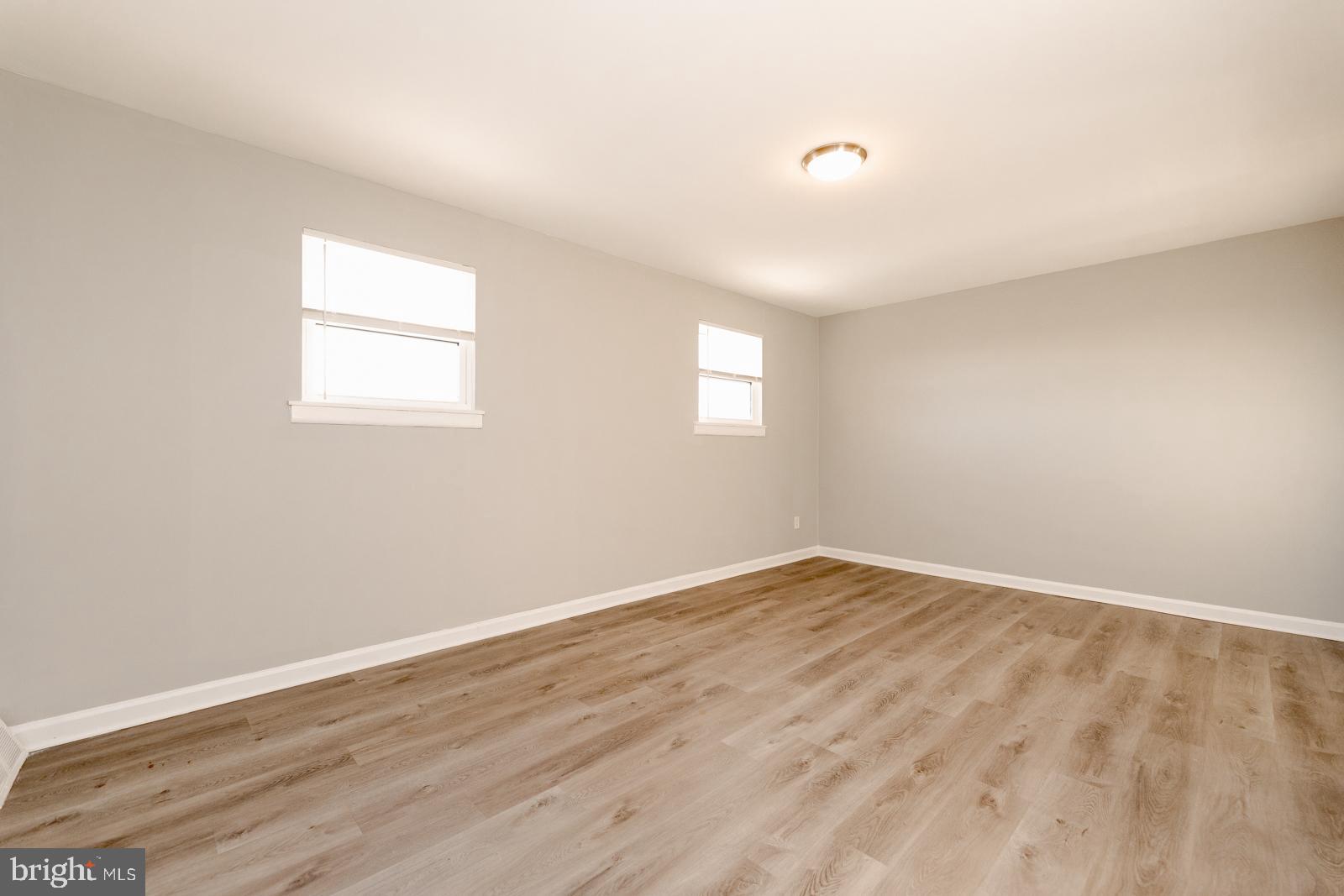 3355 Fairdale Road Philadelphia, PA 19154 - Photo 18 of 48