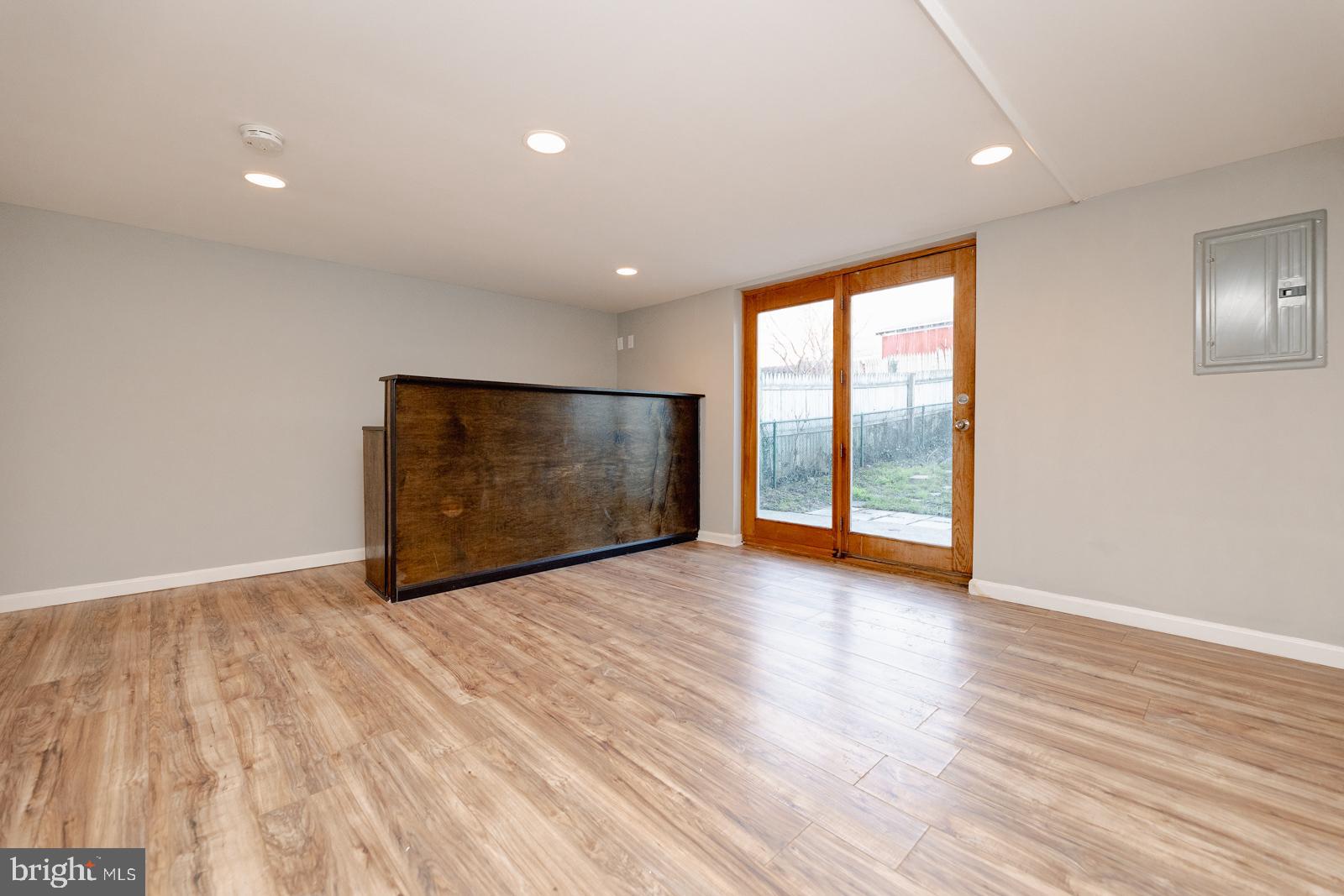 3355 Fairdale Road Philadelphia, PA 19154 - Photo 37 of 48