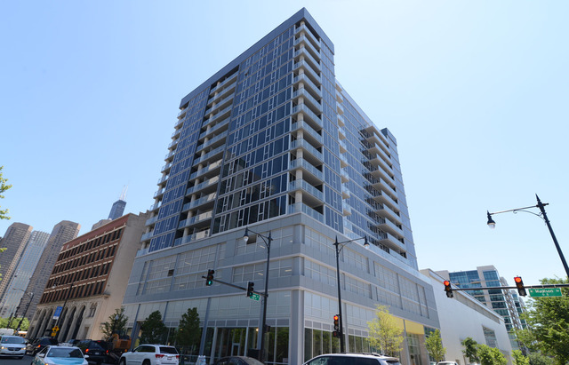 11 South Green Street, Unit 814 Chicago, IL 60607 - Photo 1 of 1