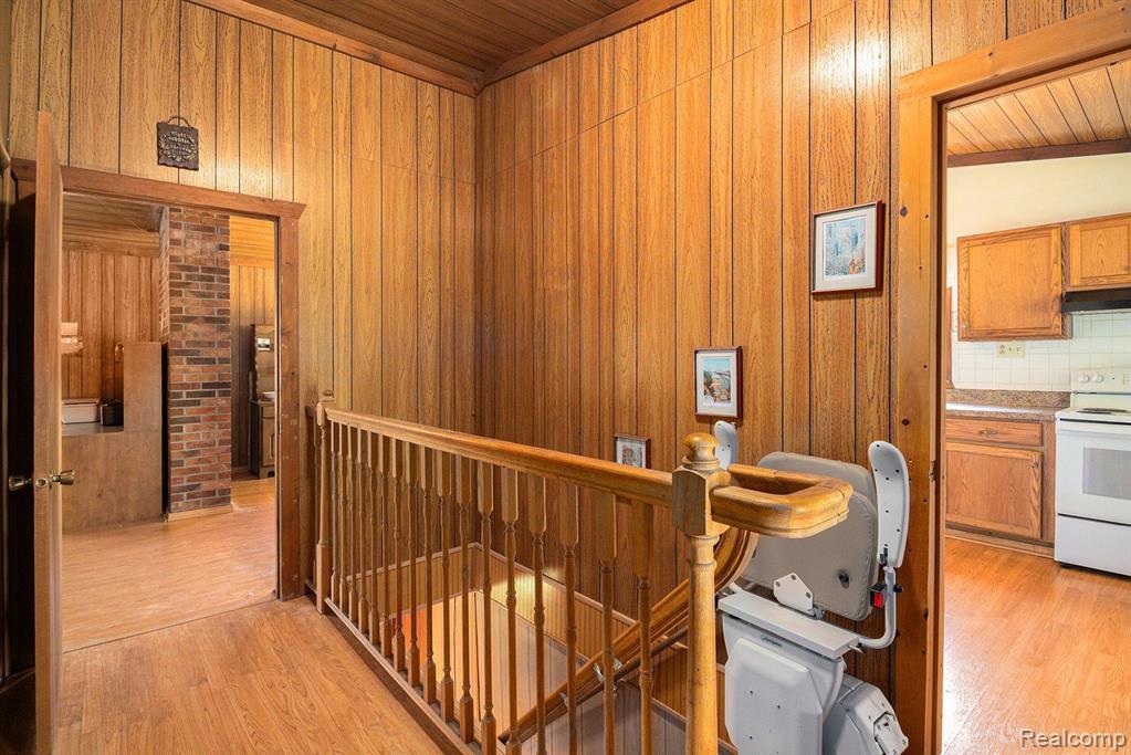 8050 Mester Road Chelsea, MI 48118 - Photo 5 of 23